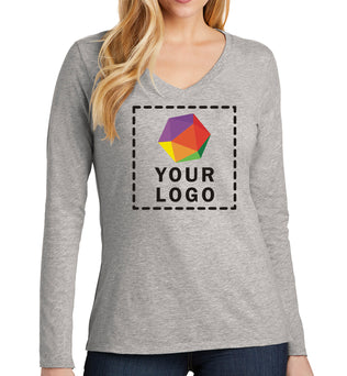 District ® Women’s Very Important Tee ® Long Sleeve V-Neck - DT6201